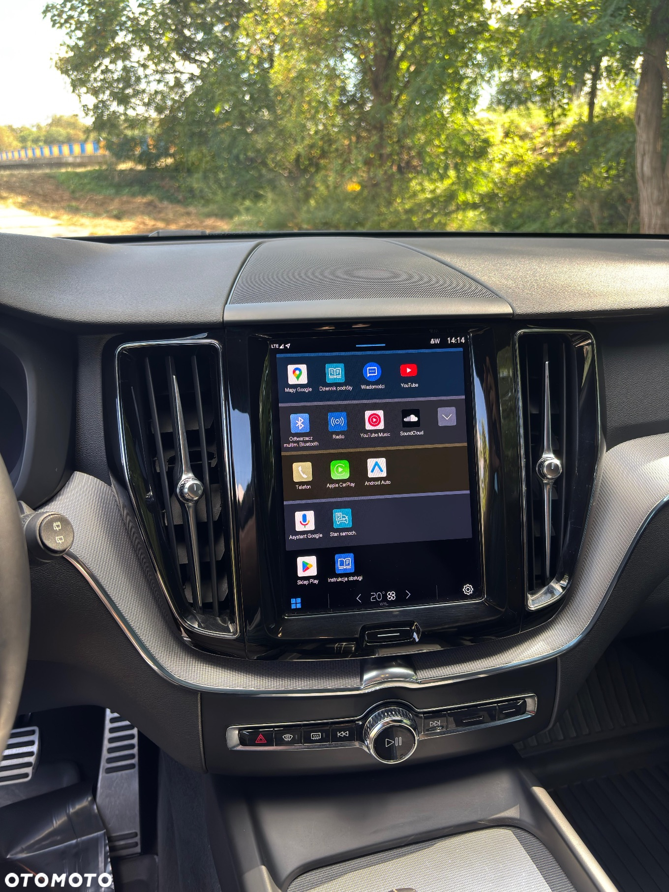 Volvo XC 60 D4 AWD R-Design - 9