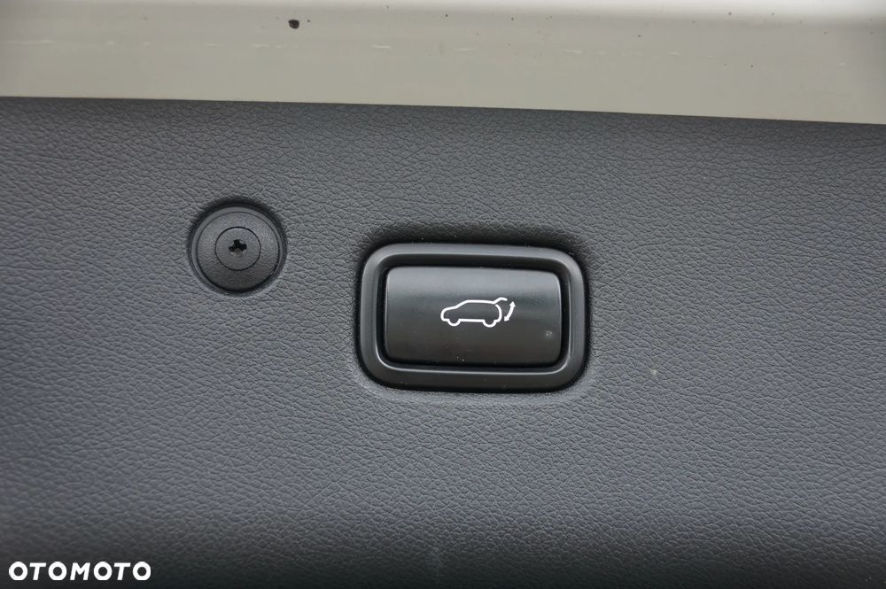 Kia Sportage 2,0 CRDI AWD GT Line - 36
