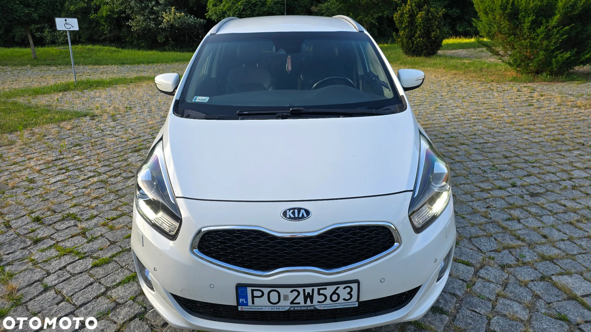 Kia Carens 1.7 CRDi L - 2