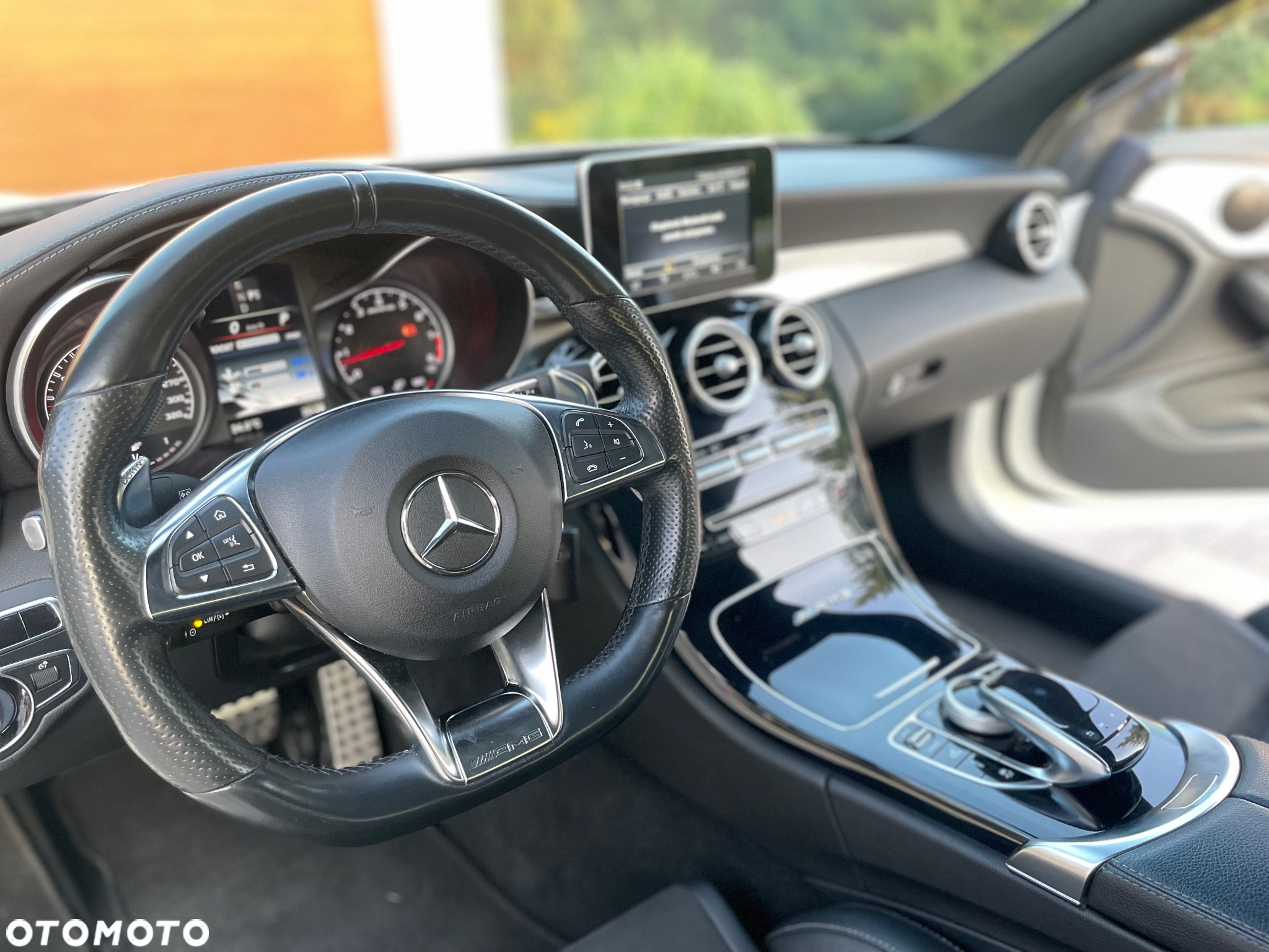 Mercedes-Benz Klasa C AMG 63 - 12