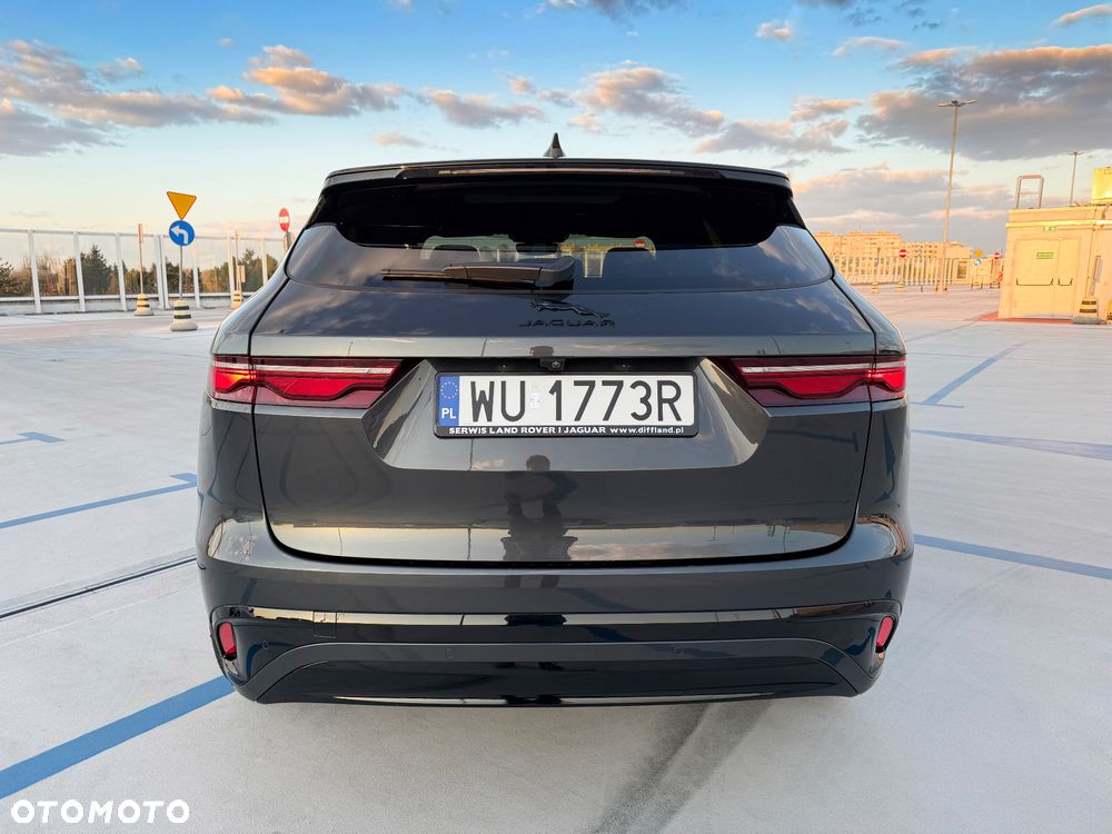 Jaguar F-Pace - 12