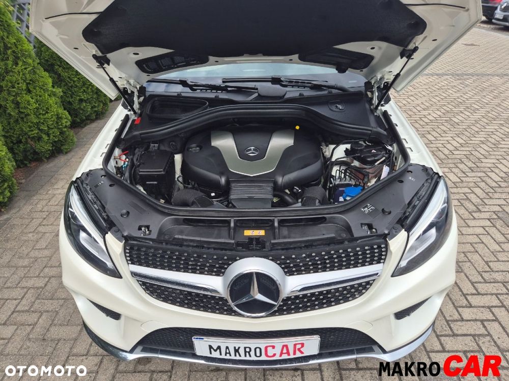 Mercedes-Benz GLE - 28