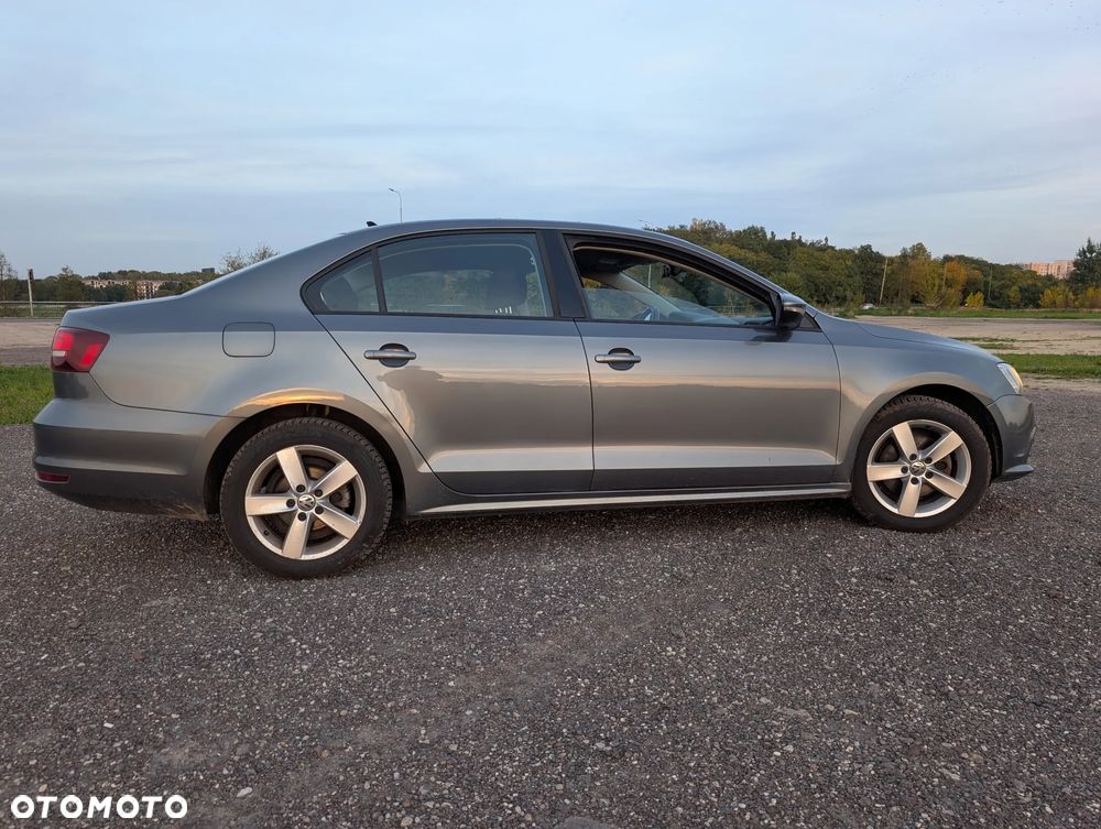 Volkswagen Jetta 1.4 TSI BlueMotion Technology - 7
