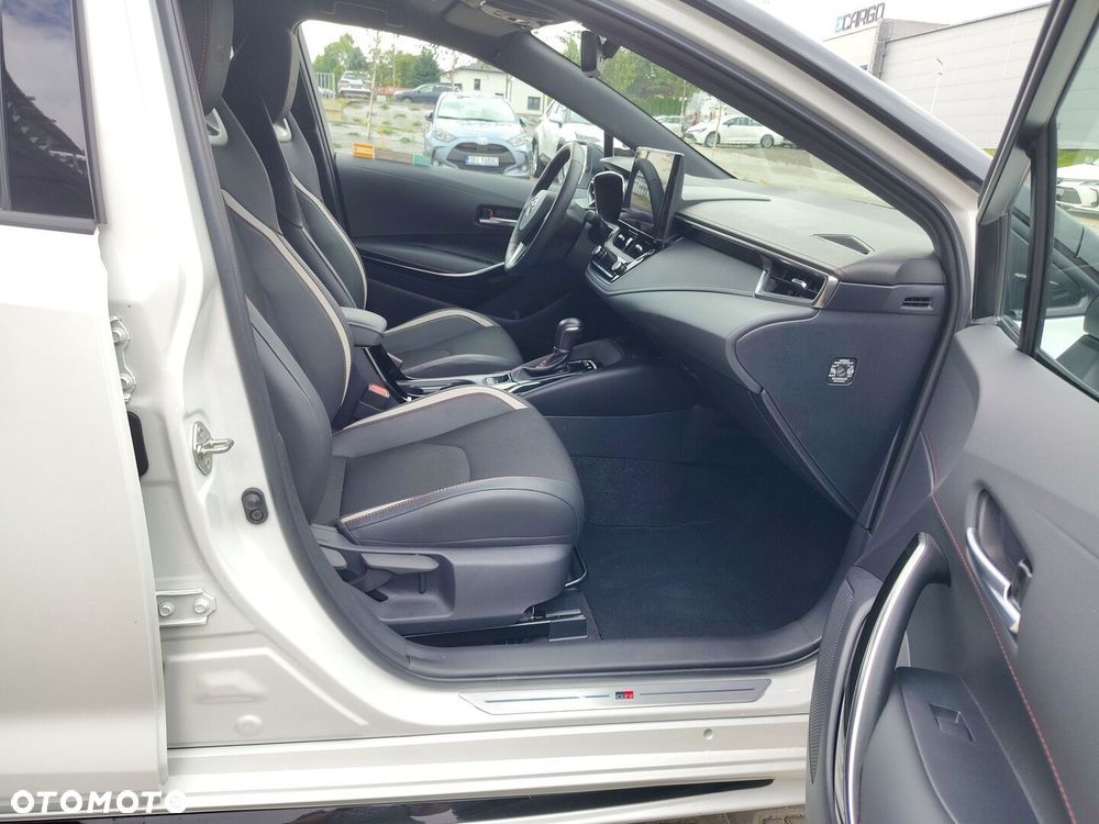 Toyota Corolla 1.8 Hybrid GR Sport Dynamic - 8