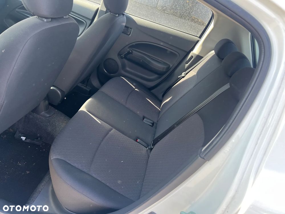 Mitsubishi Space Star 1.0 Plus - 4