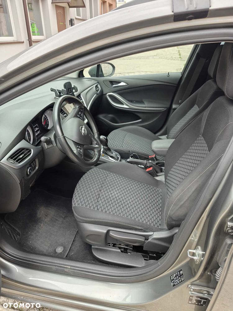 Opel Astra - 9