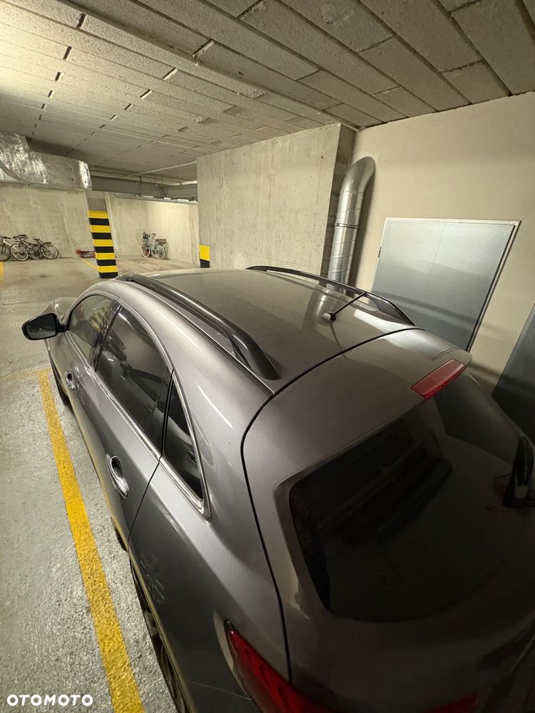 Infiniti QX70 3.7 S Design - 2