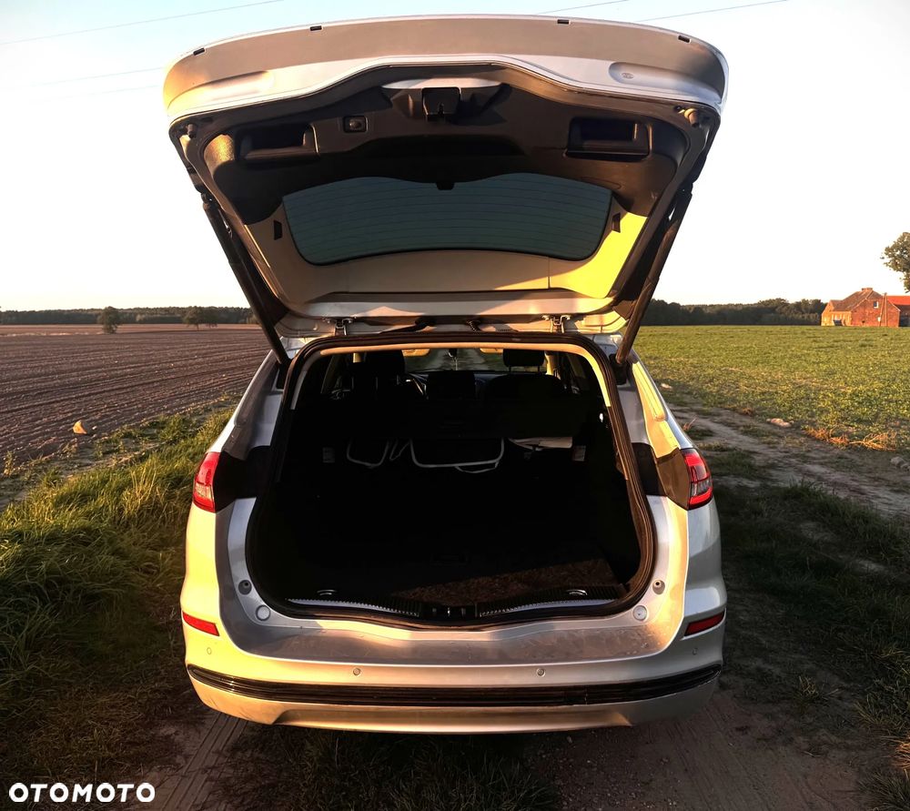 Ford Mondeo - 18
