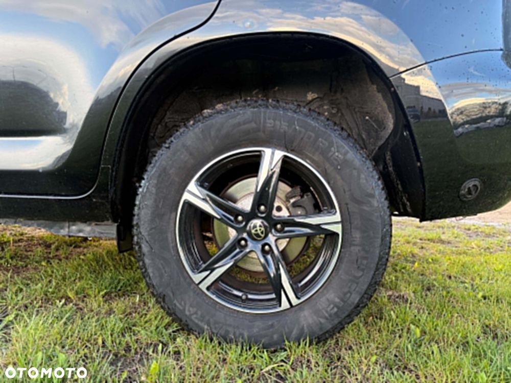 Toyota RAV4 - 5