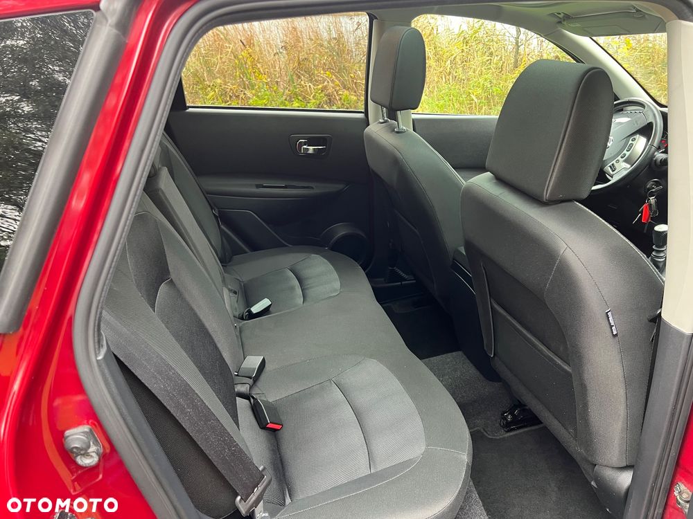 Nissan Qashqai 2.0 dCi DPF I-Way - 10