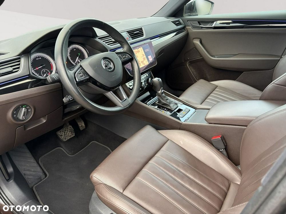 Skoda Superb 2.0 TDI 4x4 DSG L&K - 8