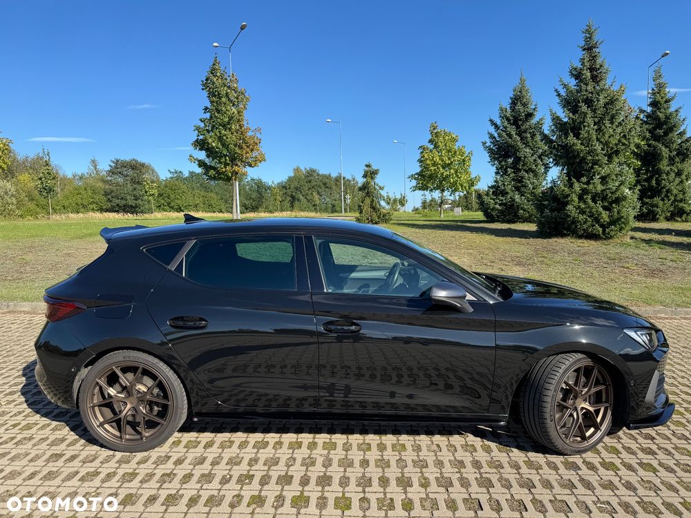 Cupra Leon 2.0 TSI DSG - 5