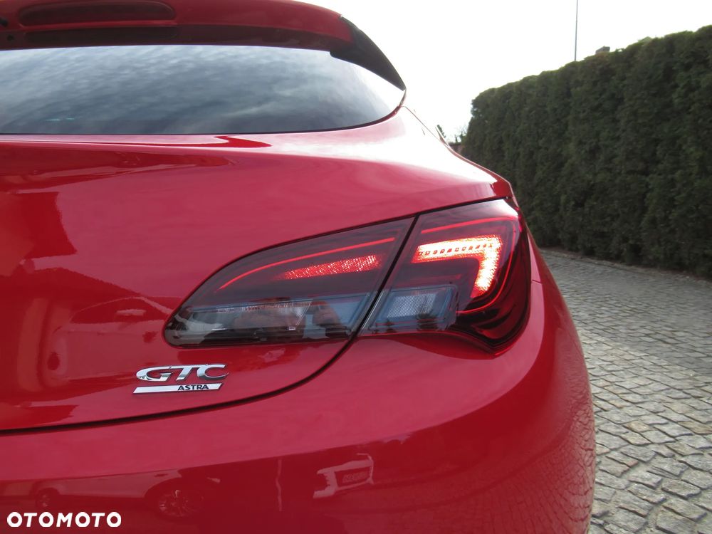 Opel Astra 1.4 Turbo - 21