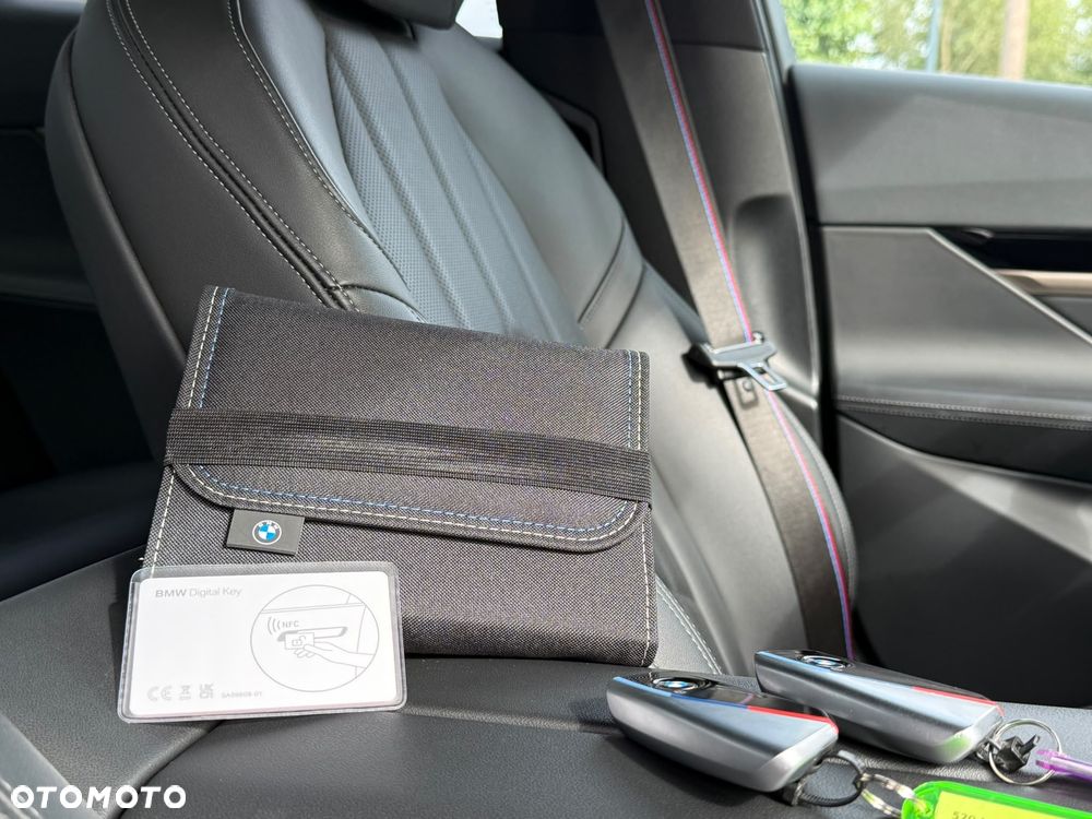BMW Seria 5 - 24