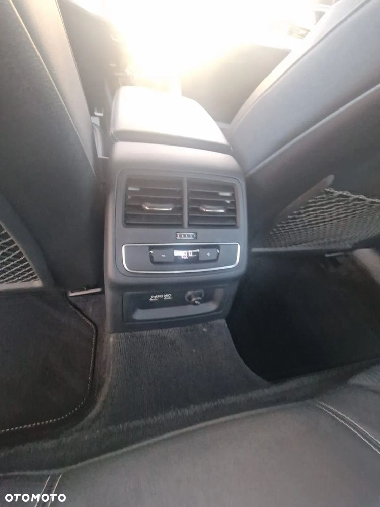 Audi A4 - 12