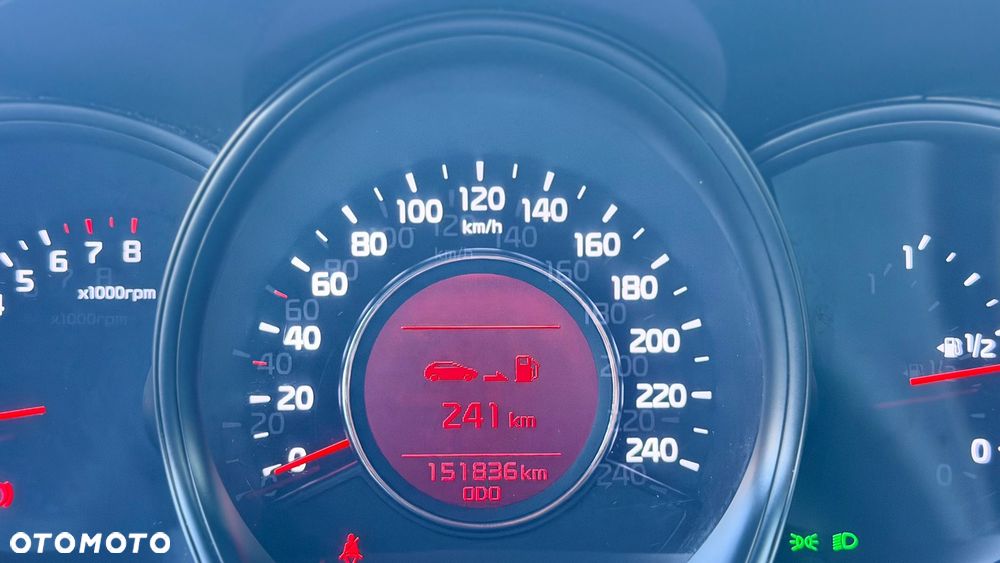 Kia Ceed - 30