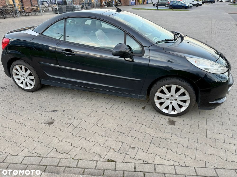 Peugeot 207 CC - 8