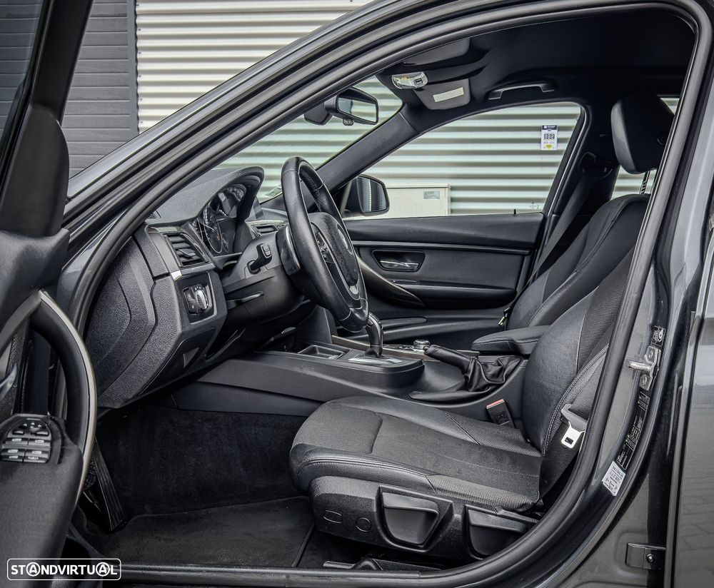 BMW 320 d Auto Line Modern - 17