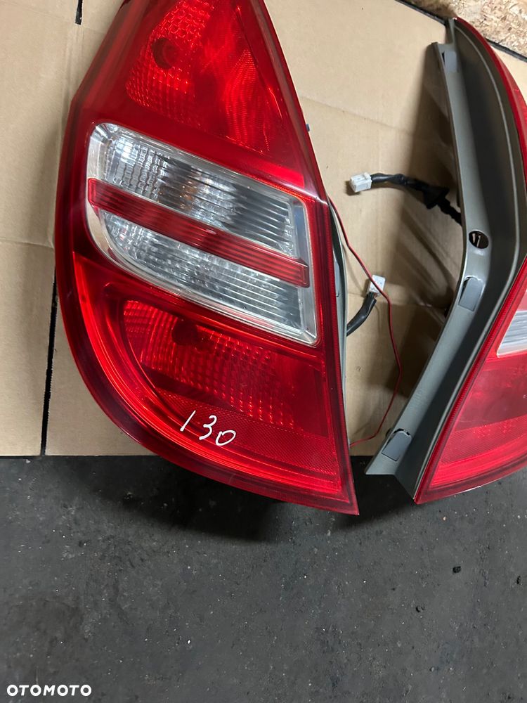 Hyundai i30 I lift lampa lewy tył prawy tył hatchback 10-12 rok - 2