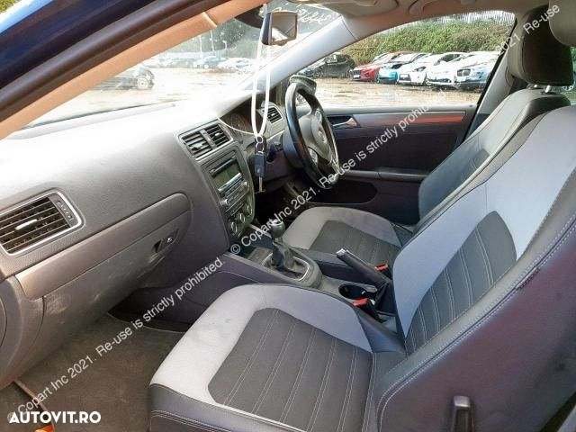 Dezmembrez Volkswagen Jetta IV 2.0 TDI - 5