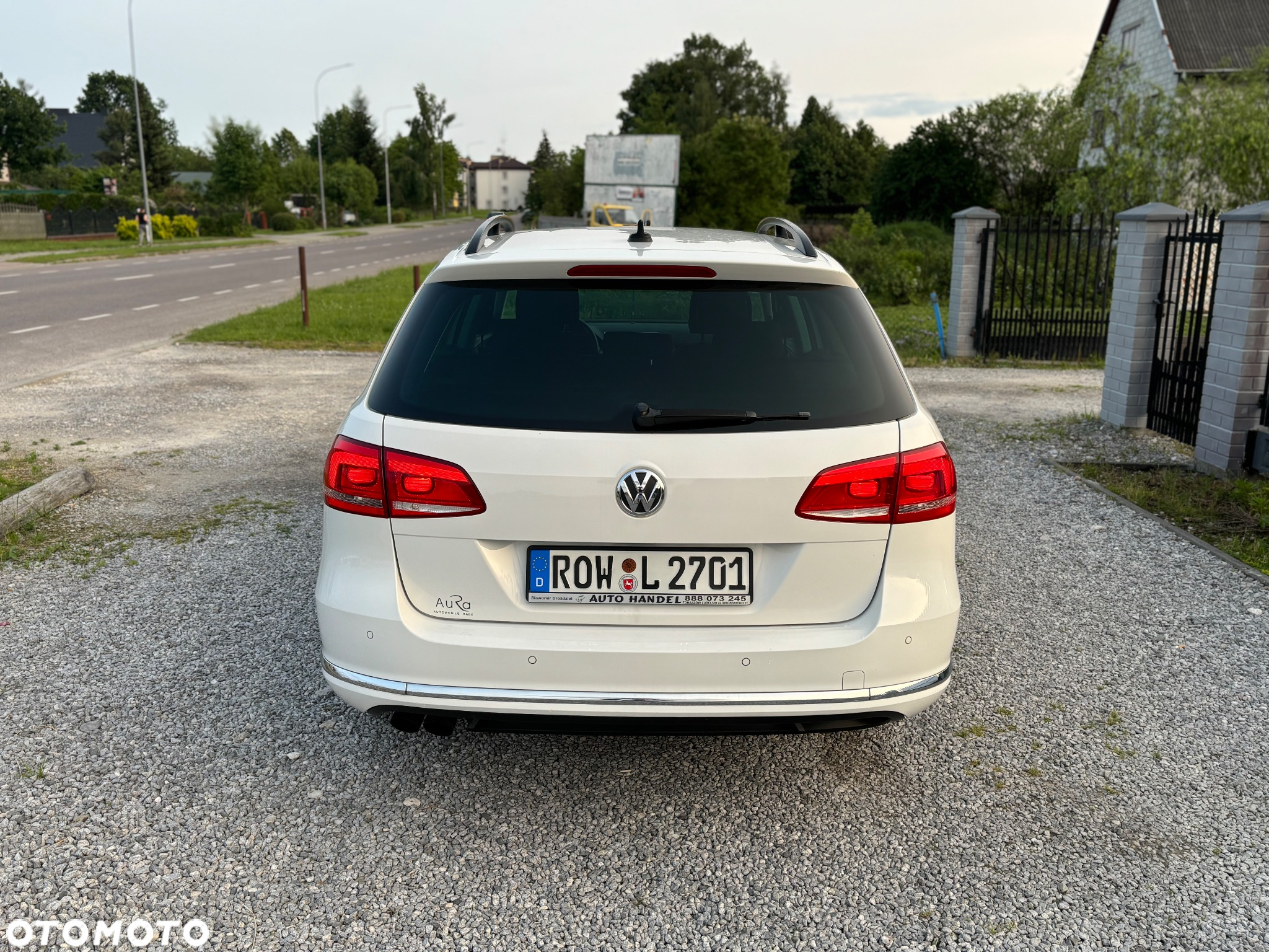Volkswagen Passat - 22