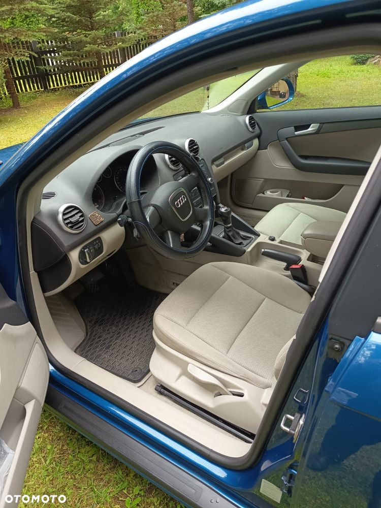 Audi A3 Sportback 1.6 Ambition - 6
