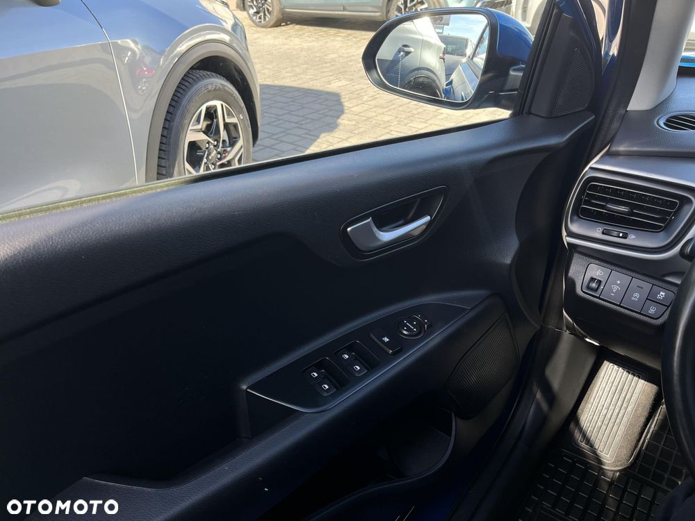 Kia Stonic 1.0 T-GDI M - 10