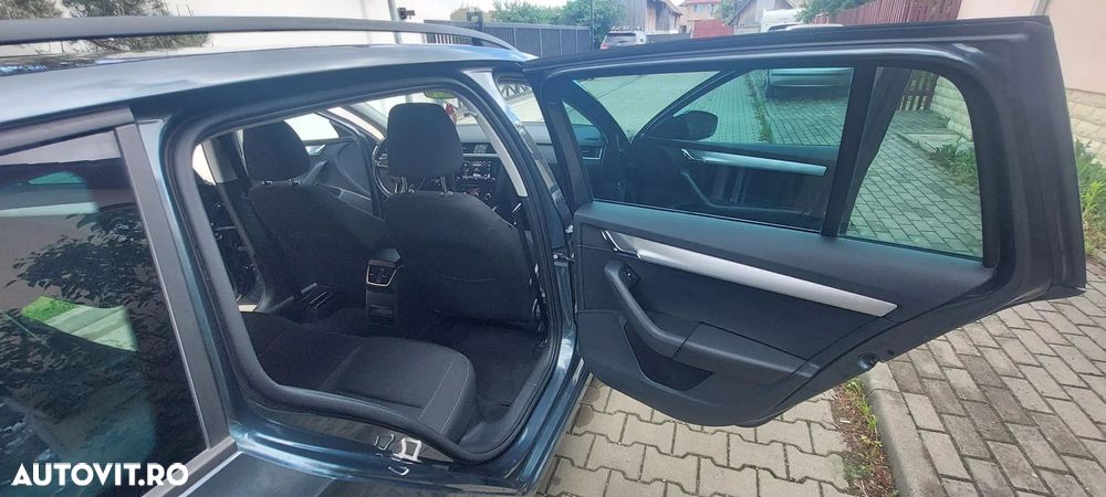 Skoda Octavia 1.6 TDI DSG Ambition - 16