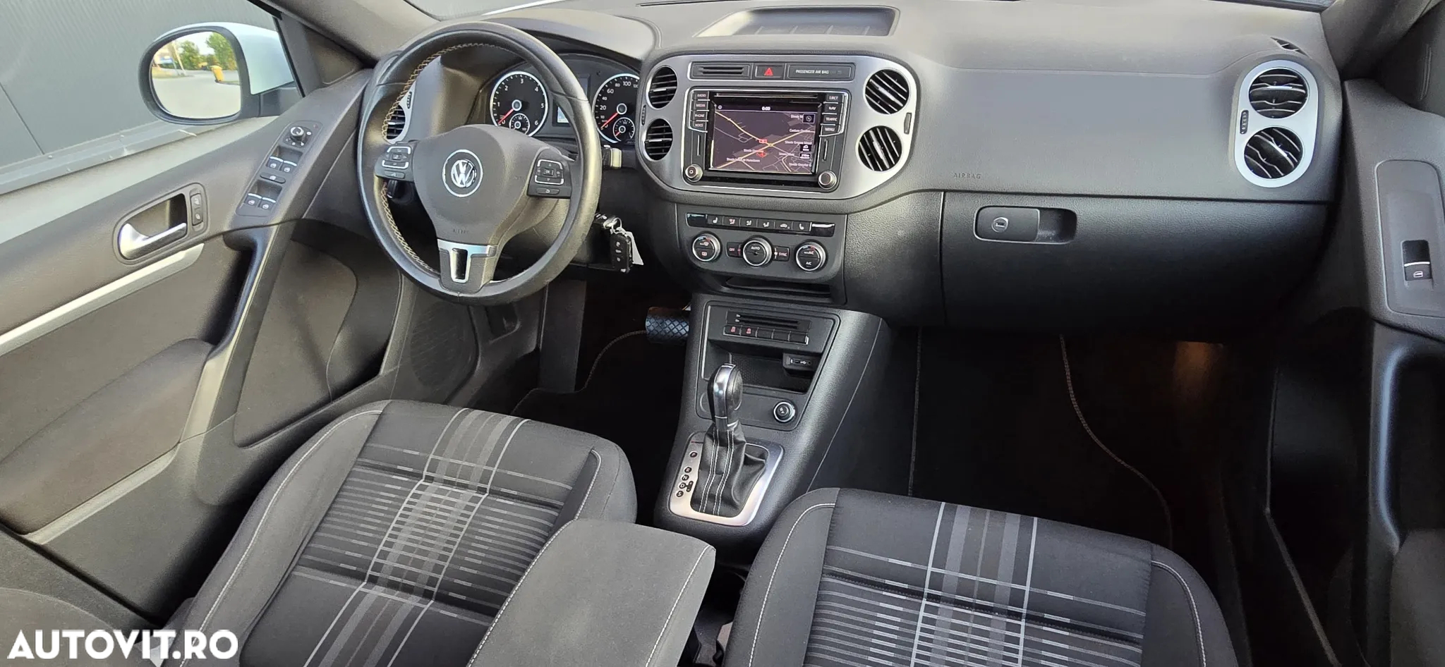 Volkswagen Tiguan 2.0 TDI SCR 4MOTION BlueMotion Technology DSG Lounge Sport & Style - 7