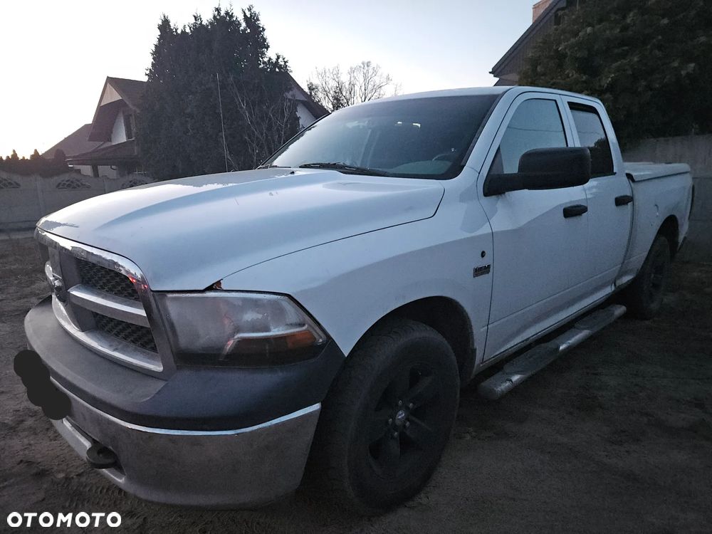 Dodge RAM - 1