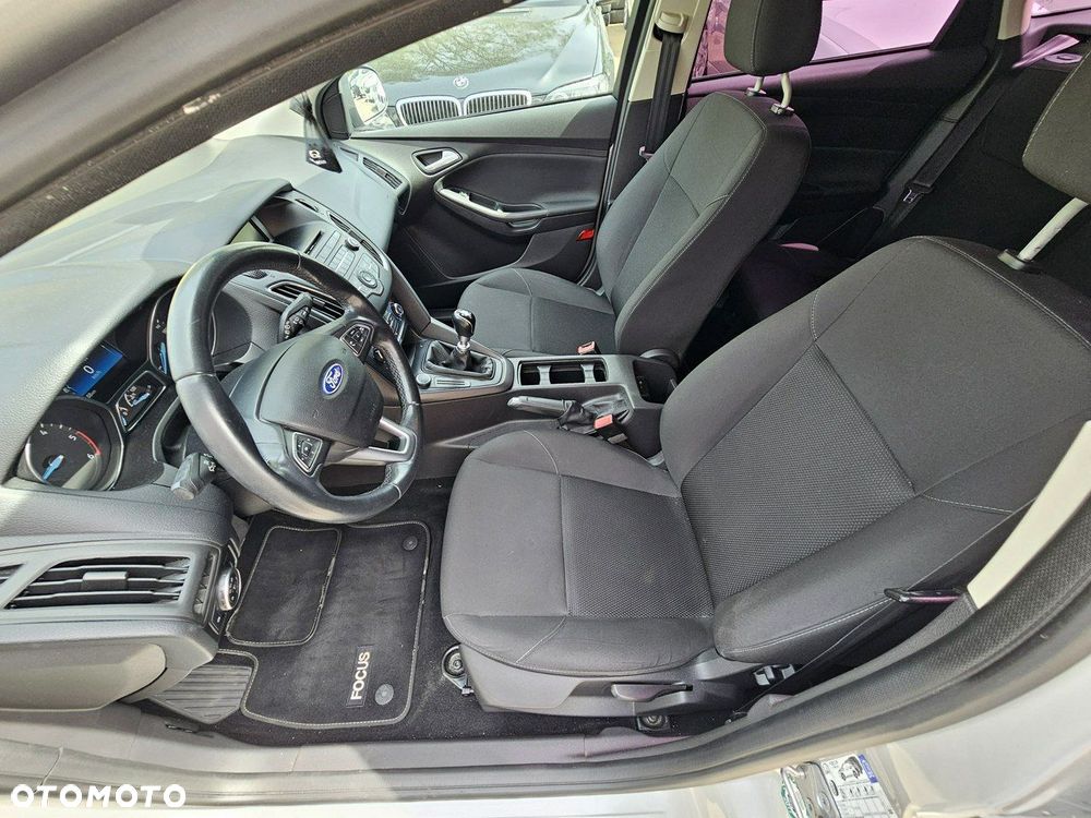 Ford Focus 1.6 TDCi Gold X - 32