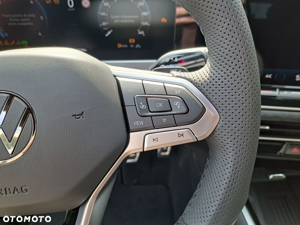 Volkswagen Passat - 25