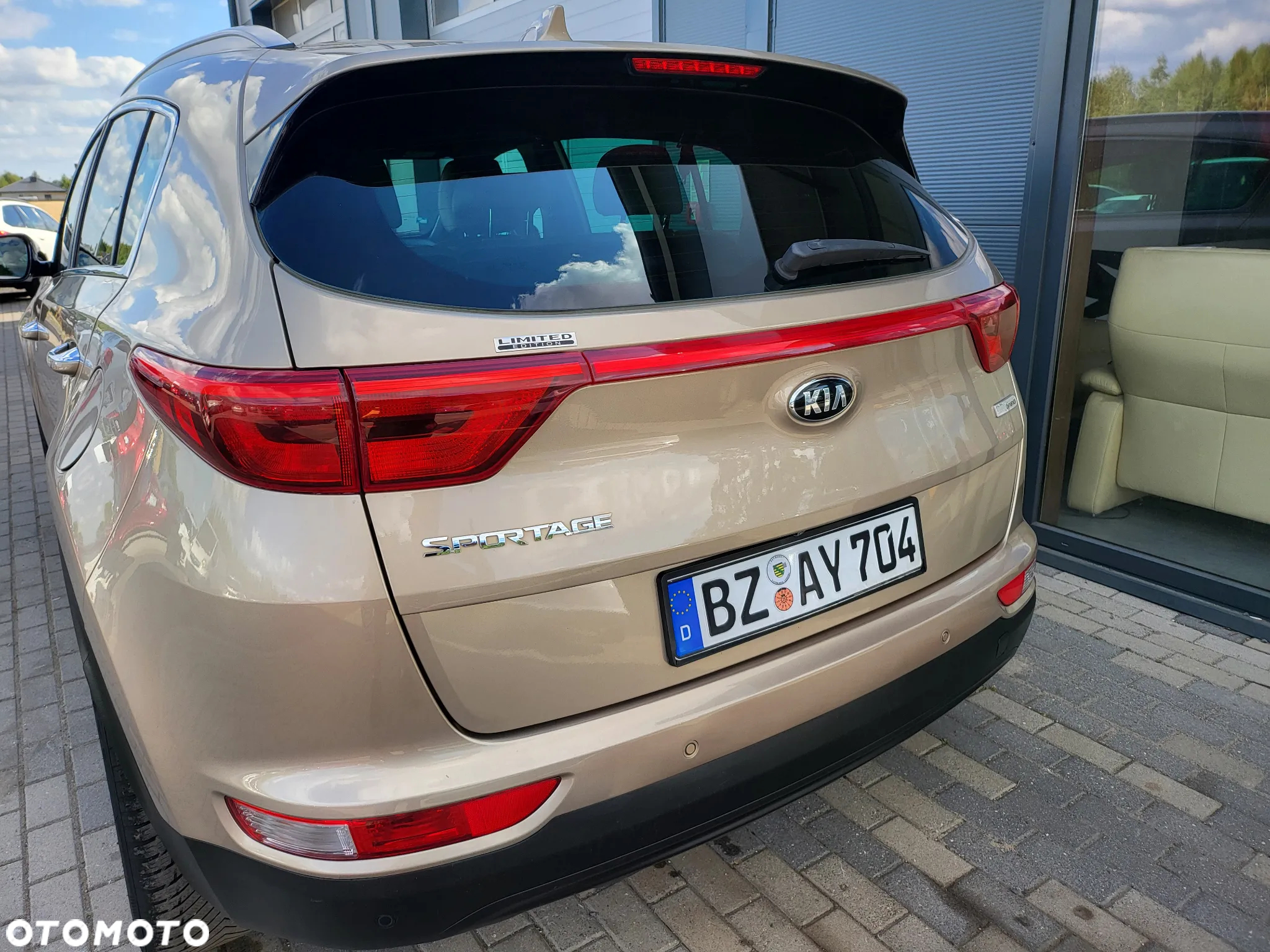 Kia Sportage 1.7 CRDI Business Line M 2WD - 32