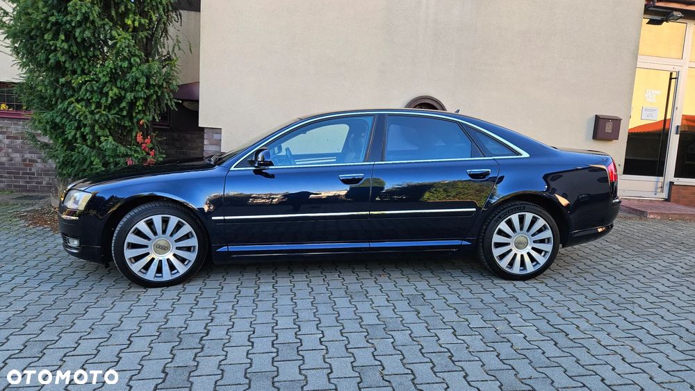 Audi A8 4.2 TDI Quattro - 1