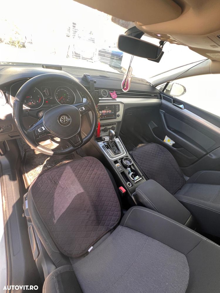 Volkswagen Passat 2.0 TDI DSG (BlueMotion Technology) Comfortline - 4