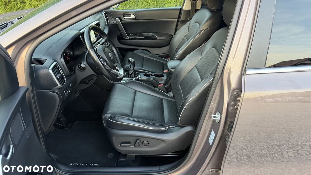 Kia Sportage 1.6 GDI 2WD DREAM-TEAM EDITION - 23