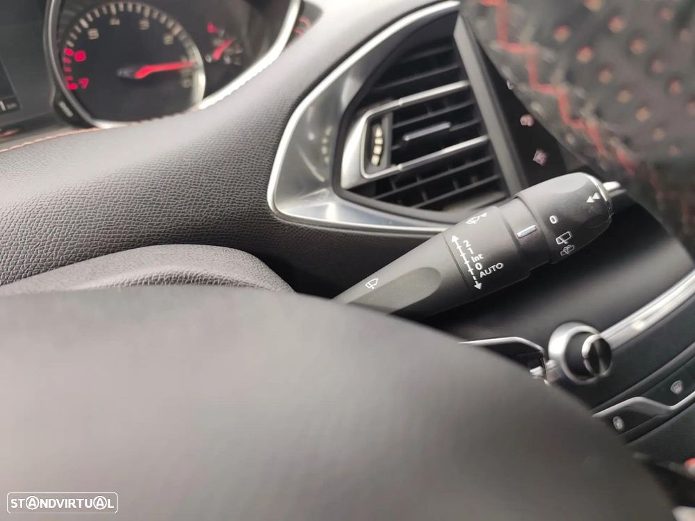 Peugeot 308 SW 1.2 PureTech GT Line - 19