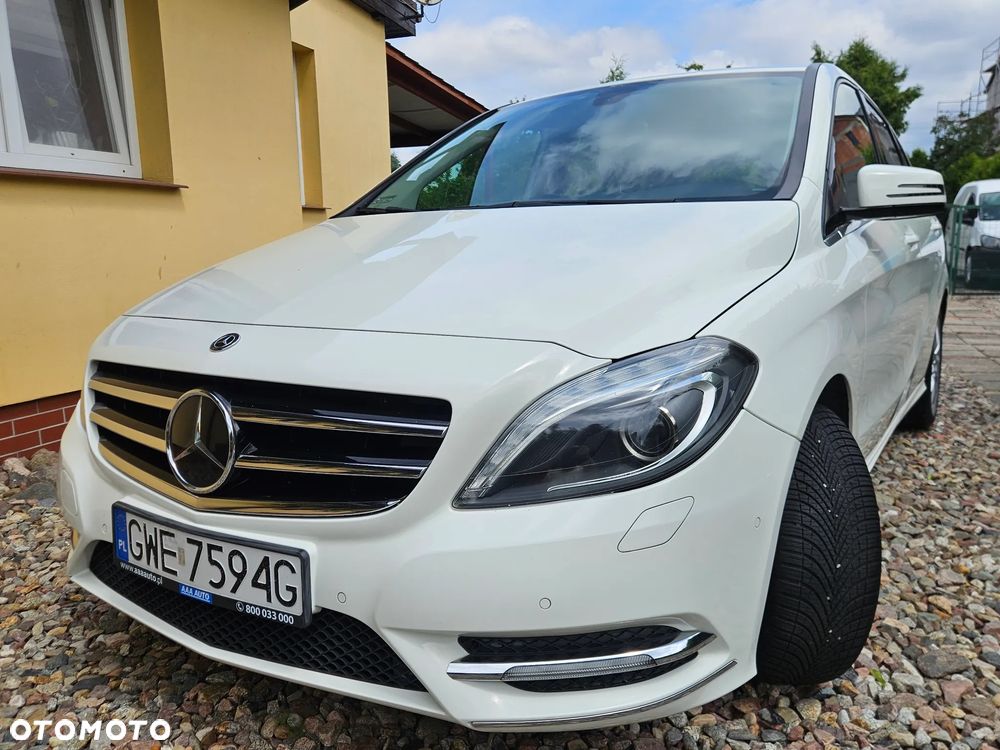 Mercedes-Benz Klasa B 180 - 18