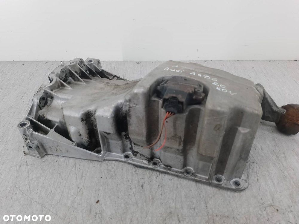 MISKA OLEJOWA AUDI A4 B6 06B103603 2.0 20V - 1