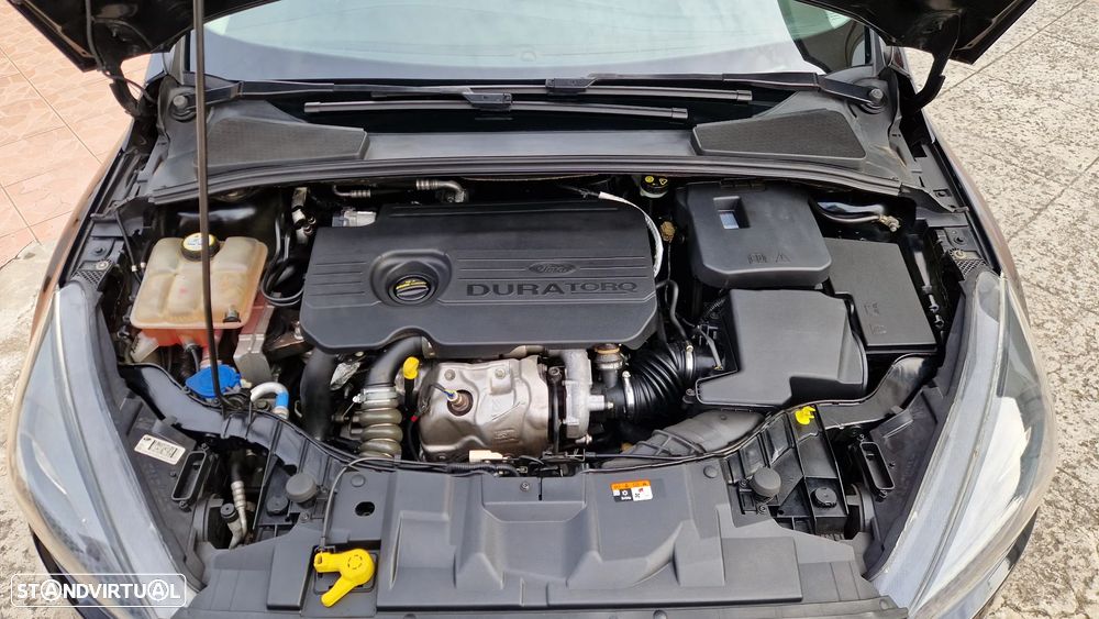 Ford Focus SW - 12