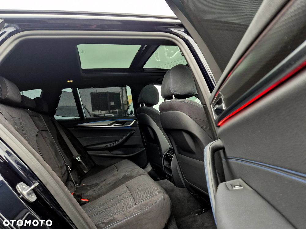 BMW Seria 5 530e M Sport sport - 9