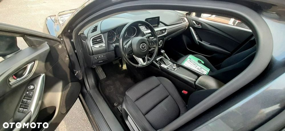 Mazda 6 - 8