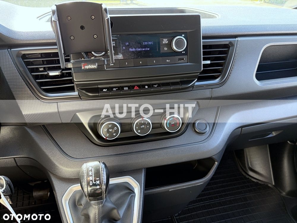 Renault Trafic - 23