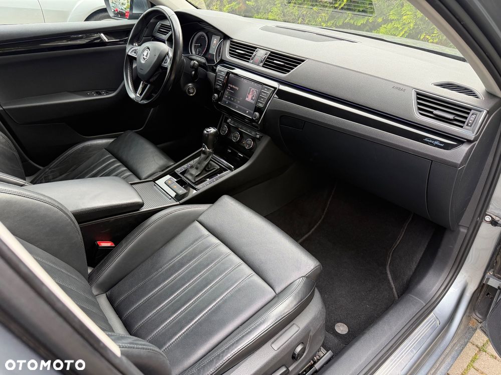 Skoda Superb 2.0 TDI L&K DSG - 9