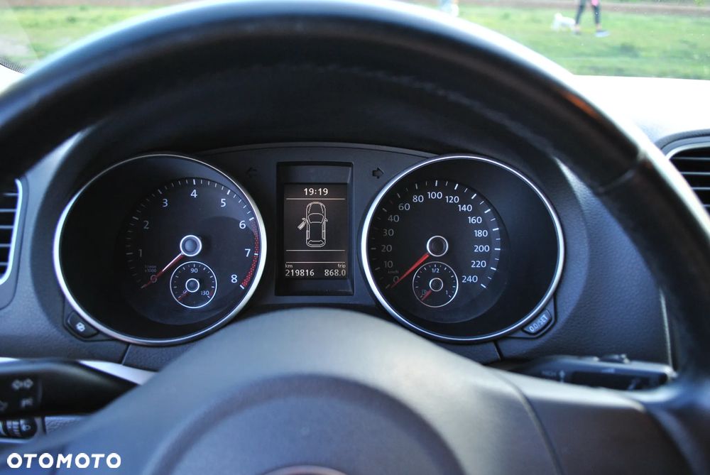 Volkswagen Golf 1.6 Comfortline - 9