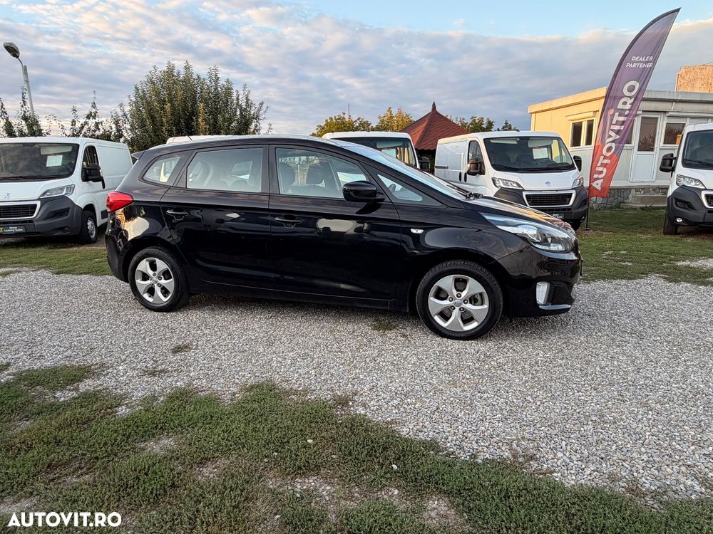 Kia Carens 1.7 DSL CONFORT - 5
