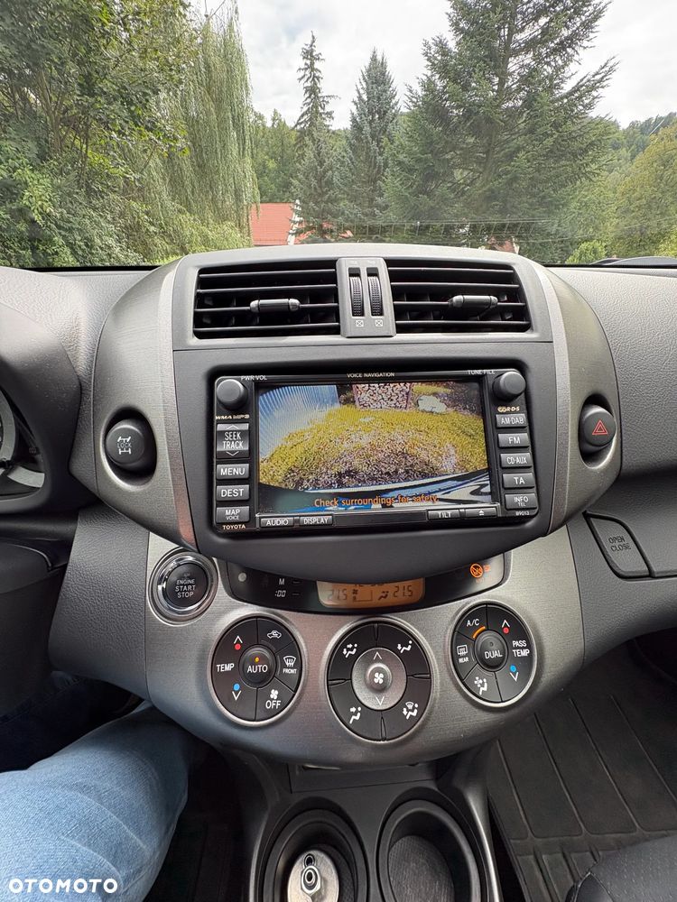 Toyota RAV4 2.0 4x4 Life - 12