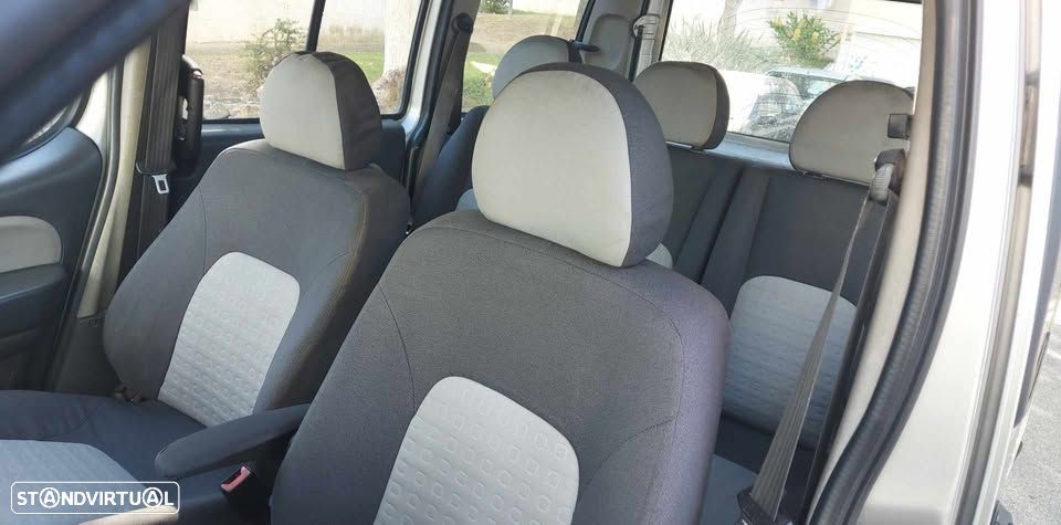 Fiat Doblo Panorama 1.3 M-Jet Family - 9