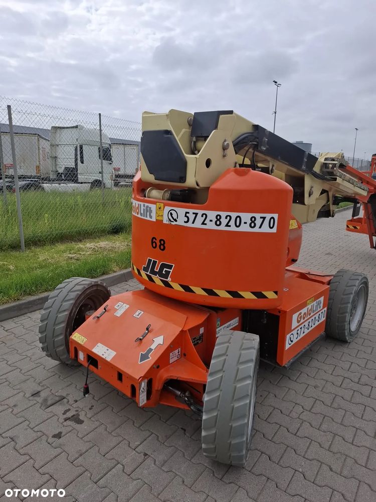 JLG E450AJ - 4
