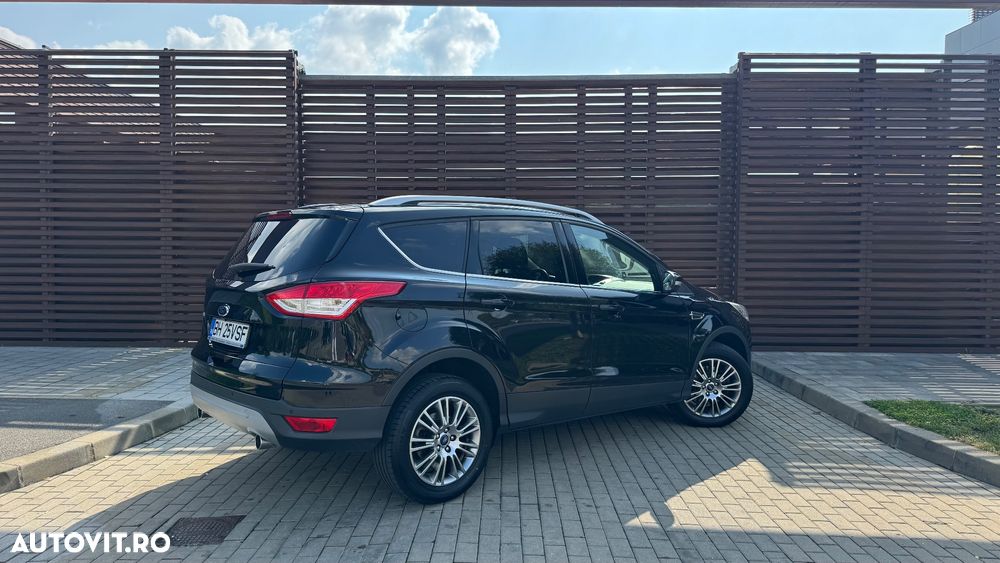 Ford Kuga 2.0 TDCi 4WD Powershift Titanium - 9